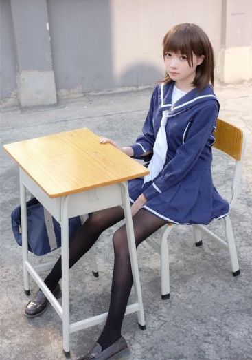 迪拜的女孩电影_国产剧高清视频播放