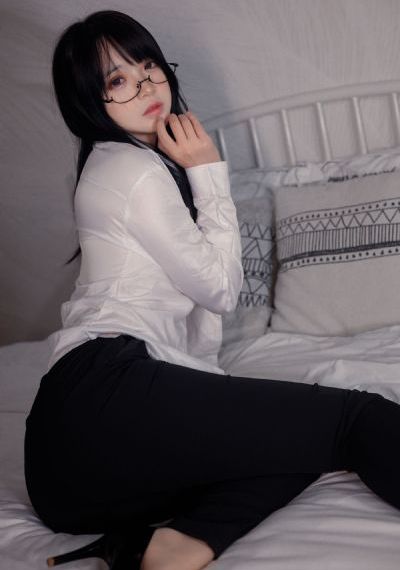 年轻的妈妈4韩国_国产剧超清在线观看