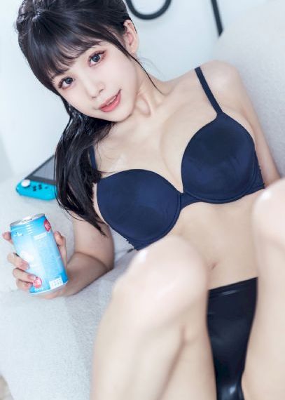 浴室激情_HD手机免费观看完整