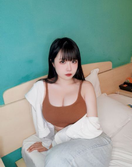 女教师自己扒开荫道口任你看_琪琪电影国产在线观看