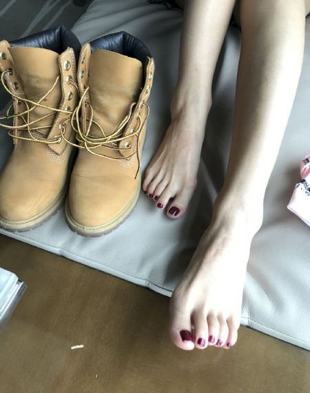 校花的丝袜_高清免费HD高清完整电影