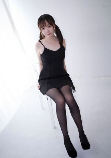 裸画情缘_4K在线手机播放